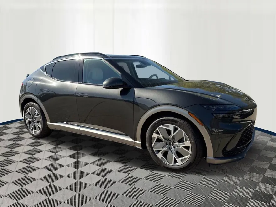2024 Genesis GV60 RWD photo 1