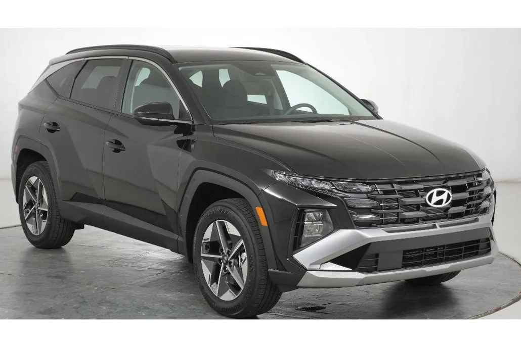 2026 Hyundai Tucson SEL photo 1