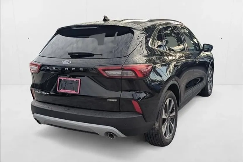 2025 Ford Escape Platinum photo 1