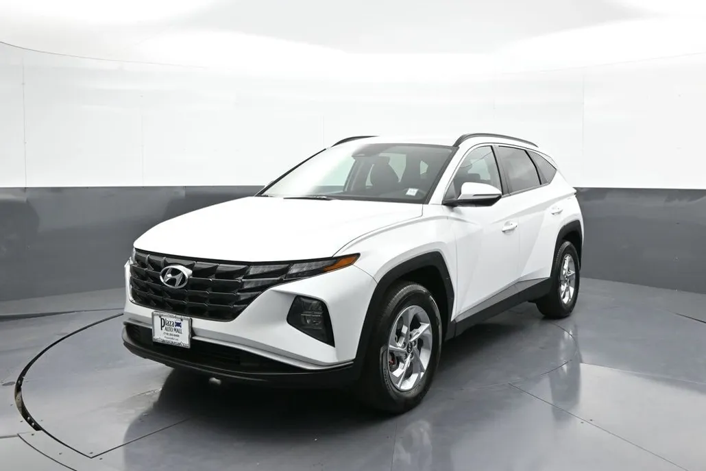 2022 Hyundai Tucson SEL photo 1