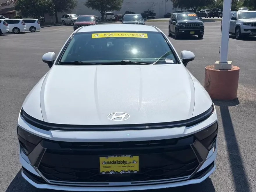 2025 Hyundai Sonata SEL photo 1