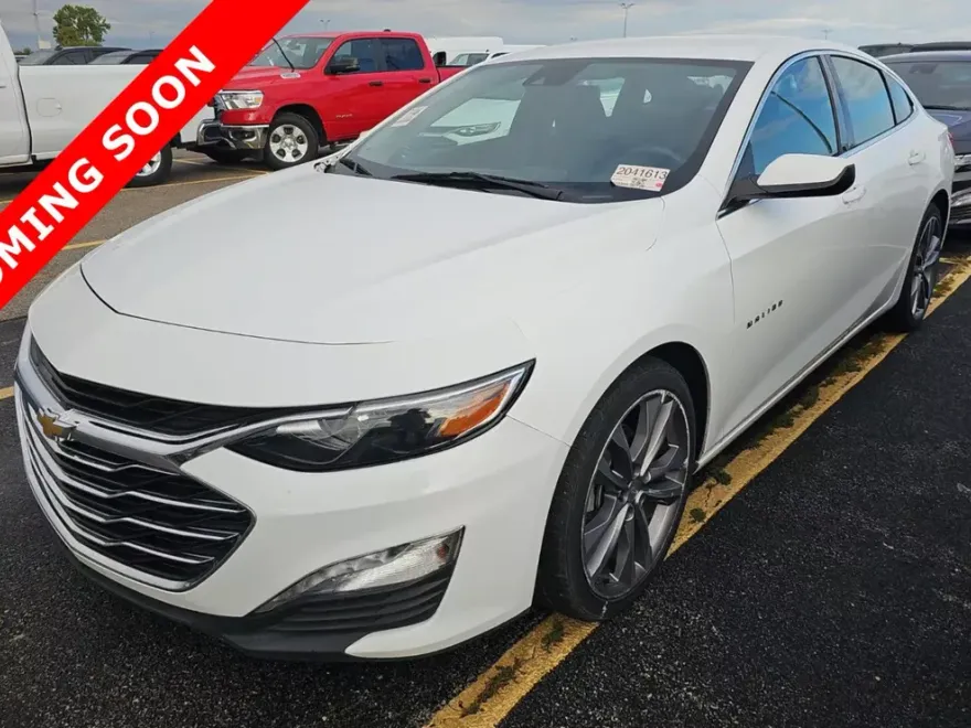 2023 Chevrolet Malibu 1LT photo 1