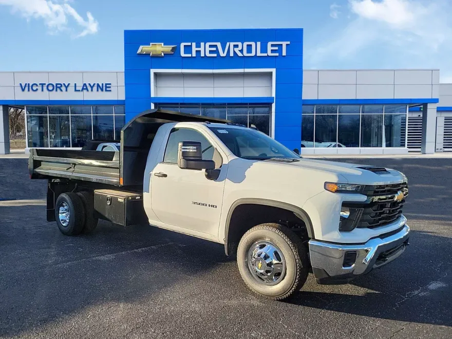 2024 Chevrolet Silverado 3500HD Work Truck photo 1