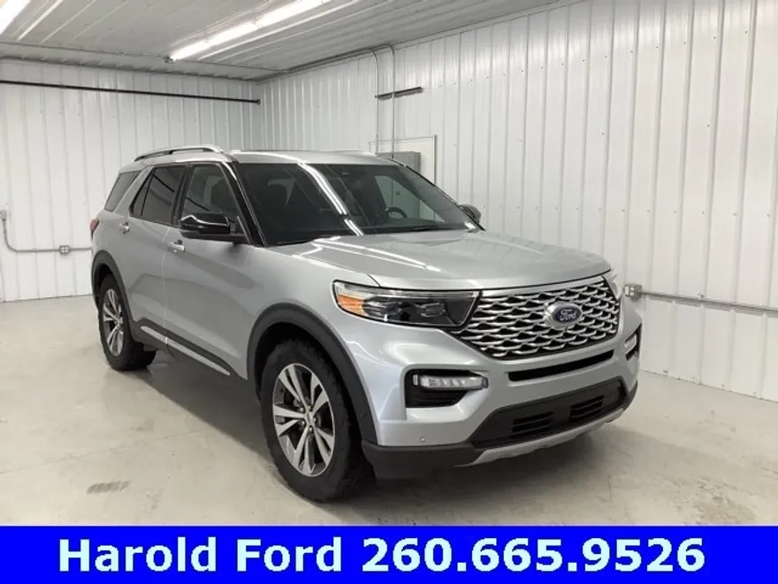 2020 Ford Explorer Platinum photo 1