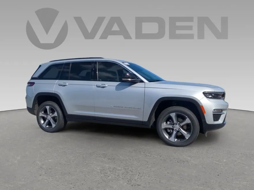 2025 Jeep Grand Cherokee Limited photo 1