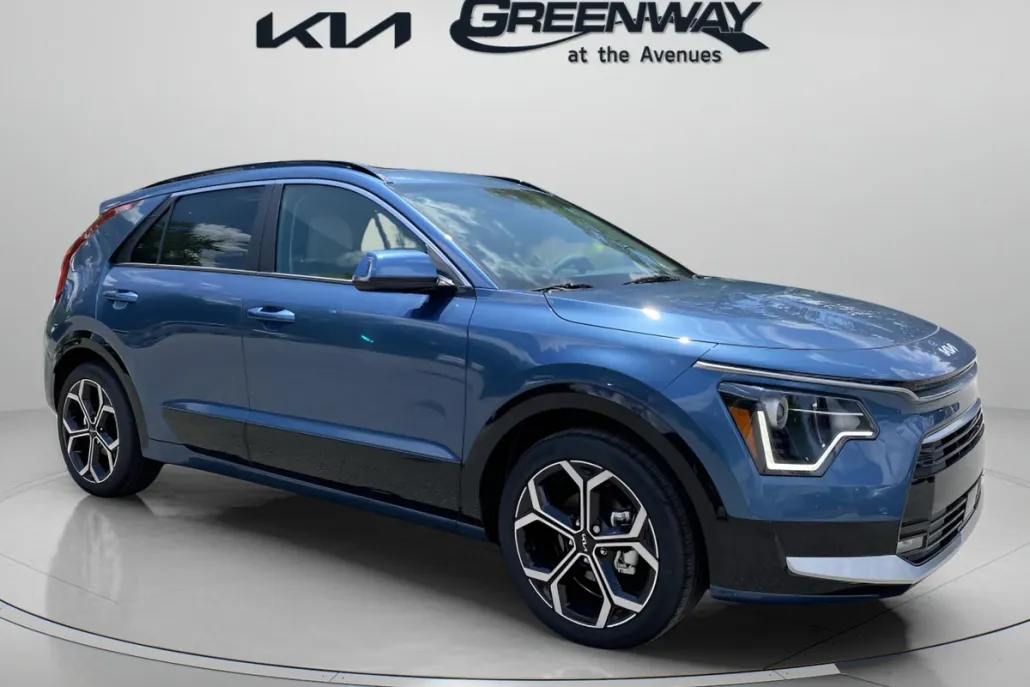 2025 Kia Niro EX Touring photo 1