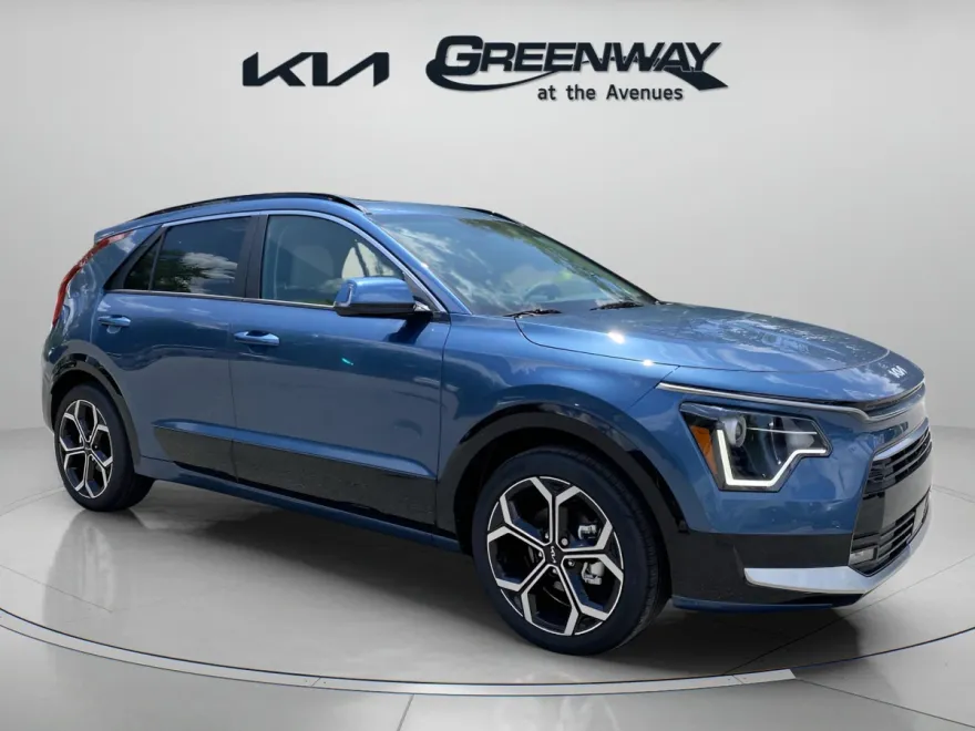 2025 Kia Niro EX Touring photo 1