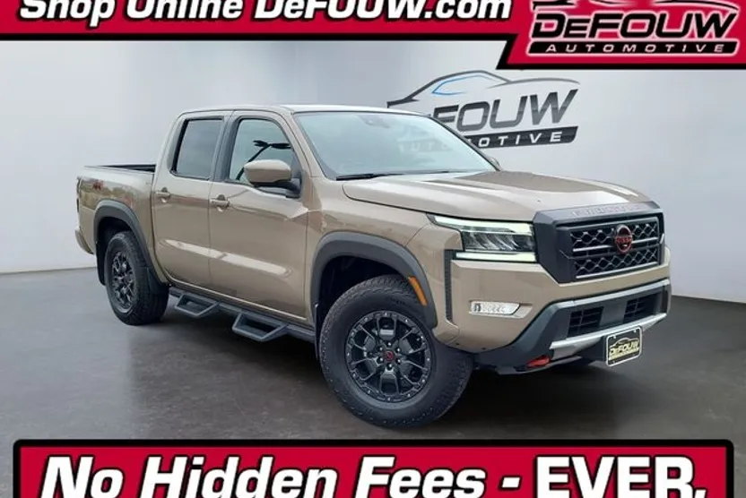 2023 Nissan Frontier Crew Cab PRO-4X photo 1
