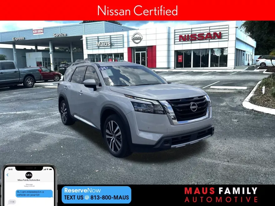 2024 Nissan Pathfinder Platinum photo 1