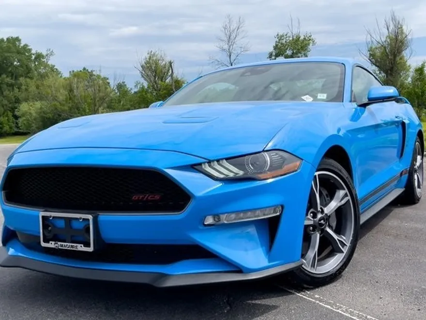 2023 Ford Mustang GT Premium photo 1