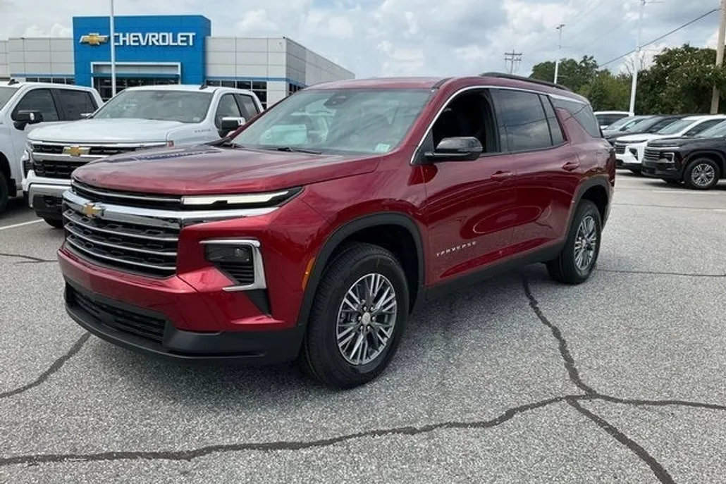 2026 Chevrolet Traverse photo 1