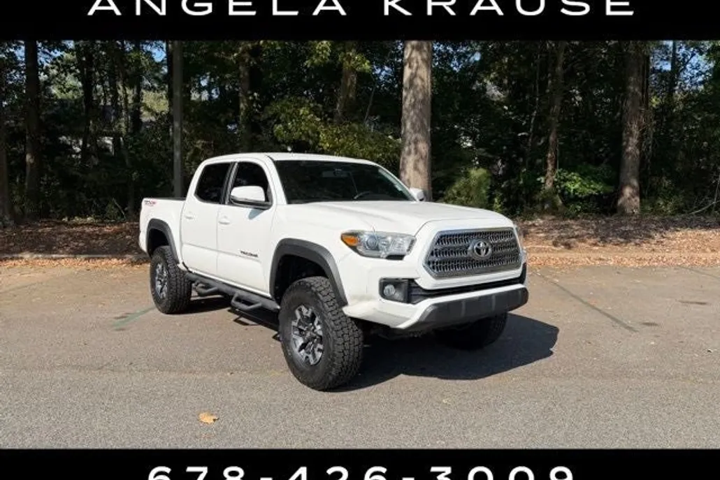 2016 Toyota Tacoma Base photo 1