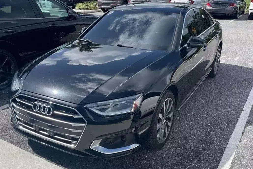 2020 Audi A4 40 Premium photo 1