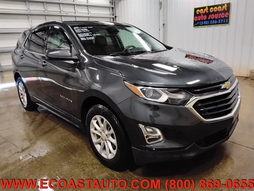 2020 Chevrolet Equinox LT photo 1
