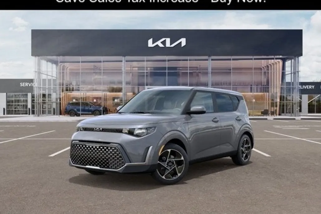 2025 Kia Soul EX photo 1