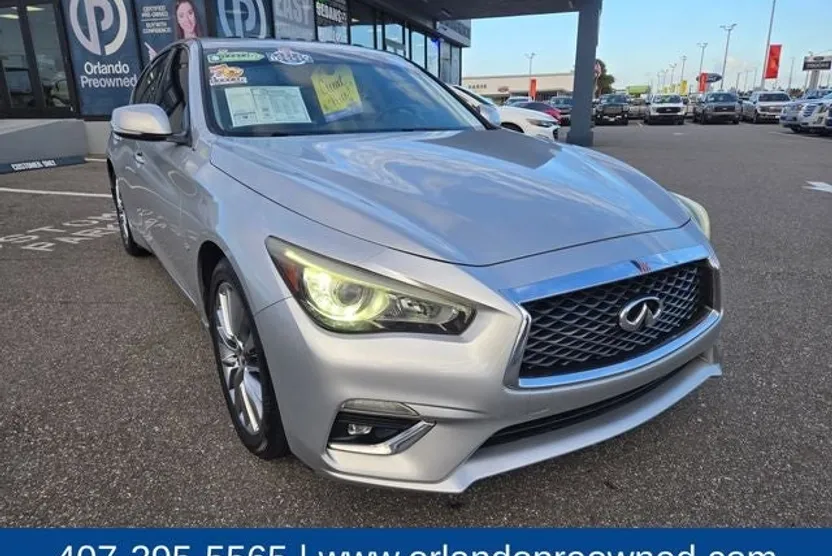 2018 Infiniti Q50 3.0t LUXE photo 1
