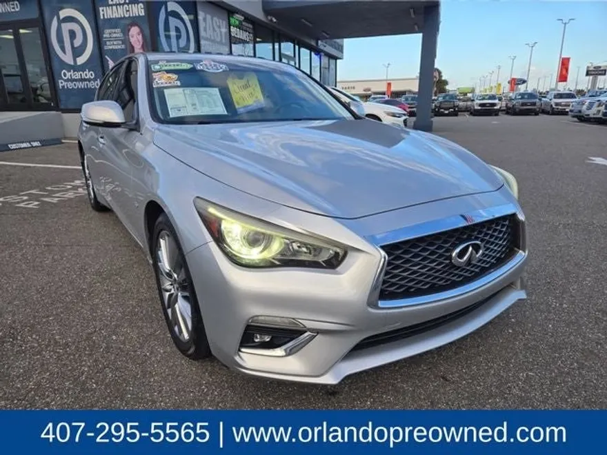 2018 Infiniti Q50 3.0t LUXE photo 1