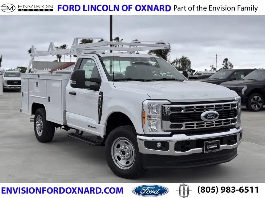 2025 Ford F-350 XL photo 1