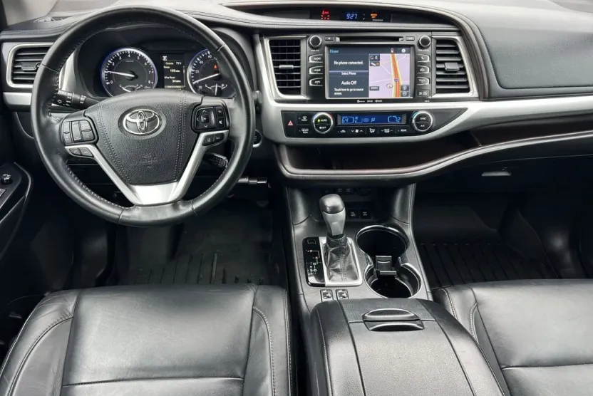 2018 Toyota Highlander SE XLE photo 1