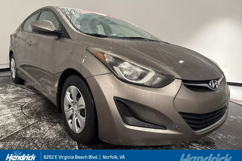 2016 Hyundai Elantra SE photo 1