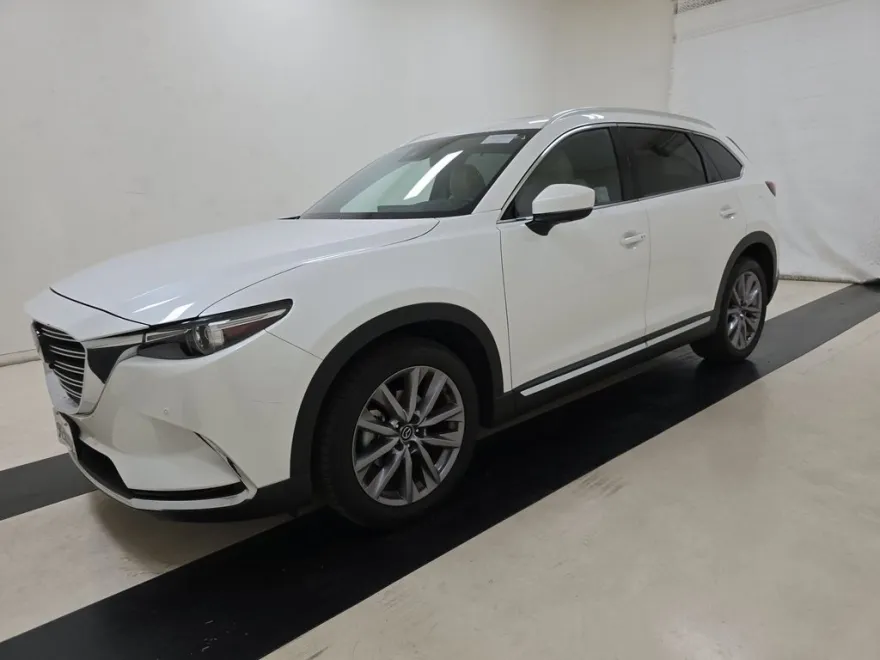 2023 Mazda CX-9 Grand Touring photo 1