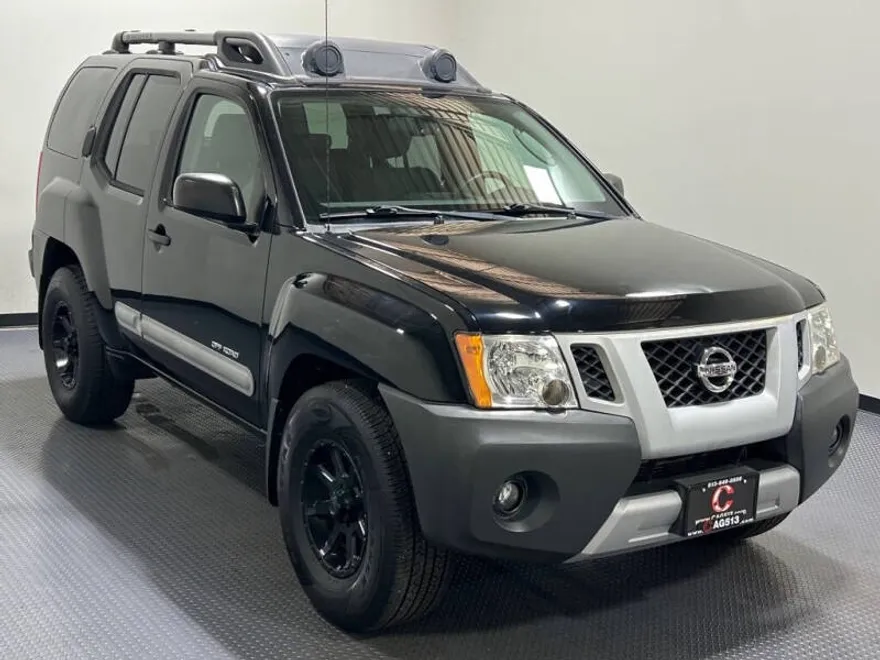 2010 Nissan Xterra Off-Road photo 1
