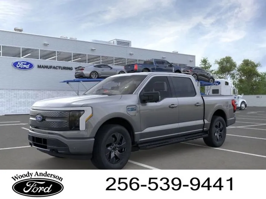 2025 Ford F-150 Lightning photo 1