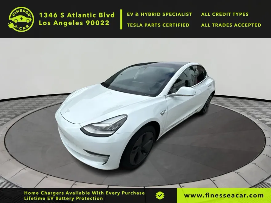 2020 Tesla Model 3 Standard Range Plus Rear-Wheel Drive photo 1