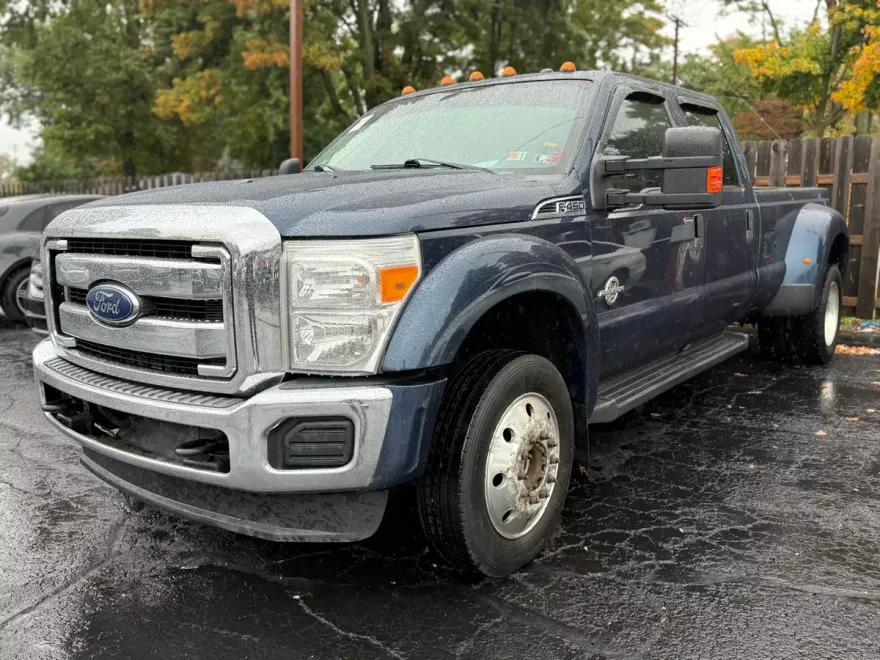 2016 Ford F-450 XLT photo 1