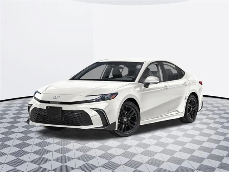 2025 Toyota Camry SE photo 1