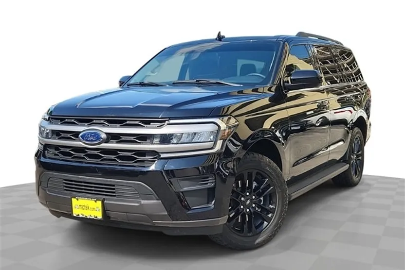 2024 Ford Expedition XLT photo 1