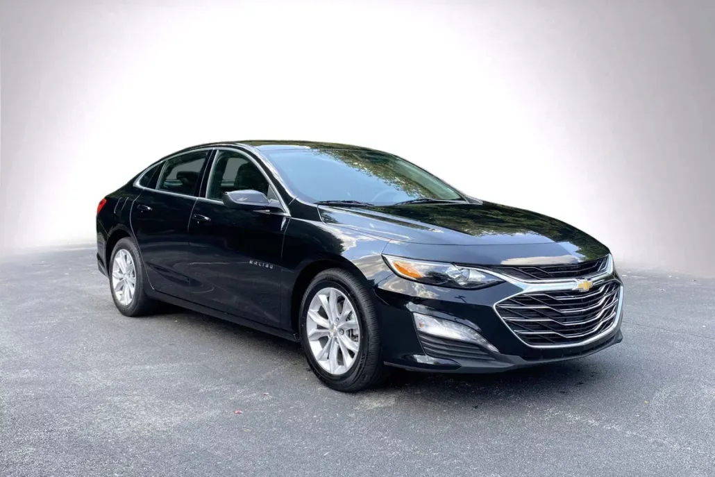 2024 Chevrolet Malibu 1LT photo 1