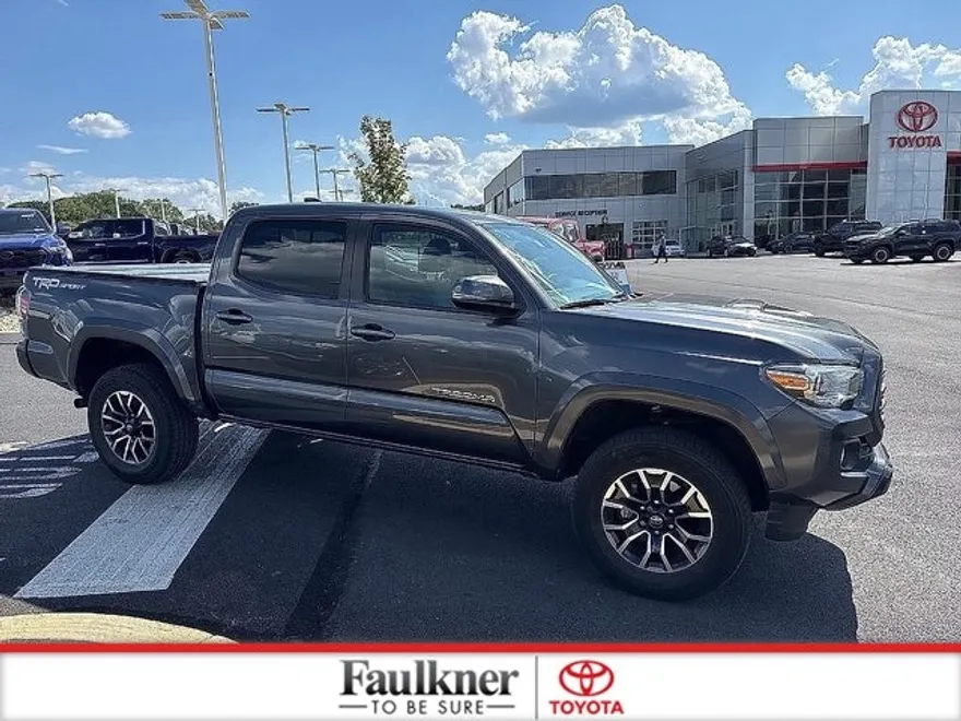 2022 Toyota Tacoma TRD Sport V6 photo 1