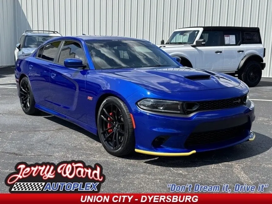2022 Dodge Charger R/T Scat Pack photo 1