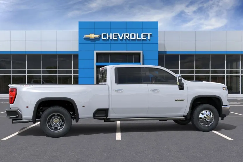 2026 Chevrolet Silverado 3500HD LTZ photo 1