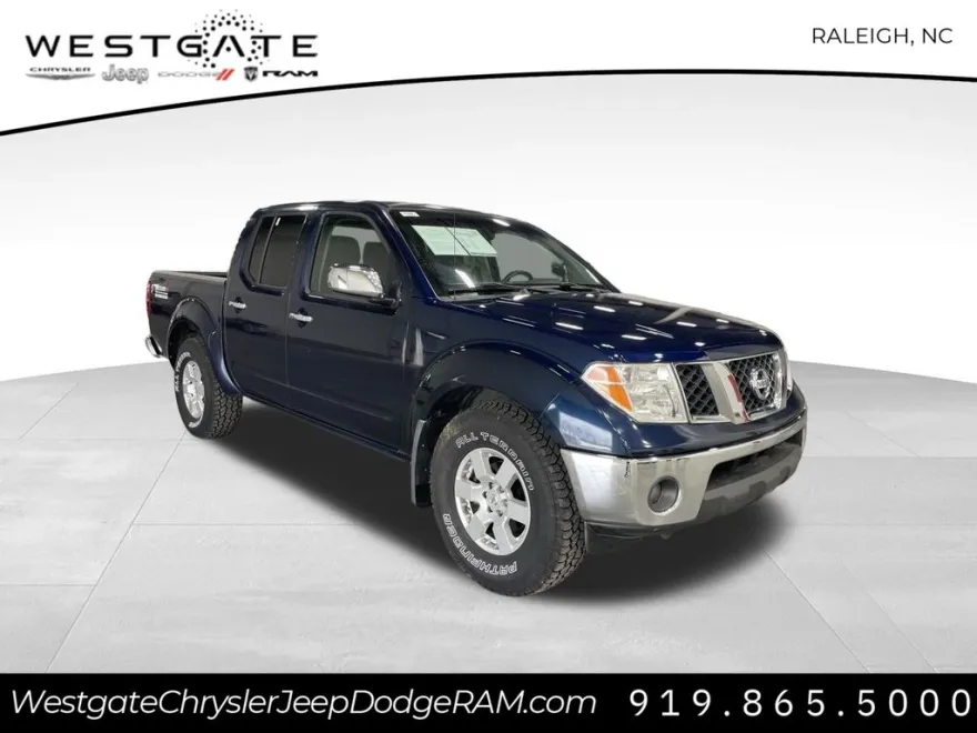 2007 Nissan Frontier Nismo Off-Road Crew Cab photo 1