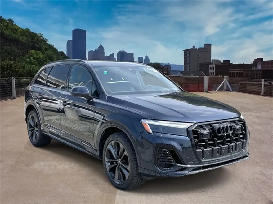 2025 Audi Q7 55 Premium Plus photo 1