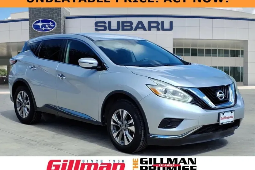 2016 Nissan Murano SV photo 1
