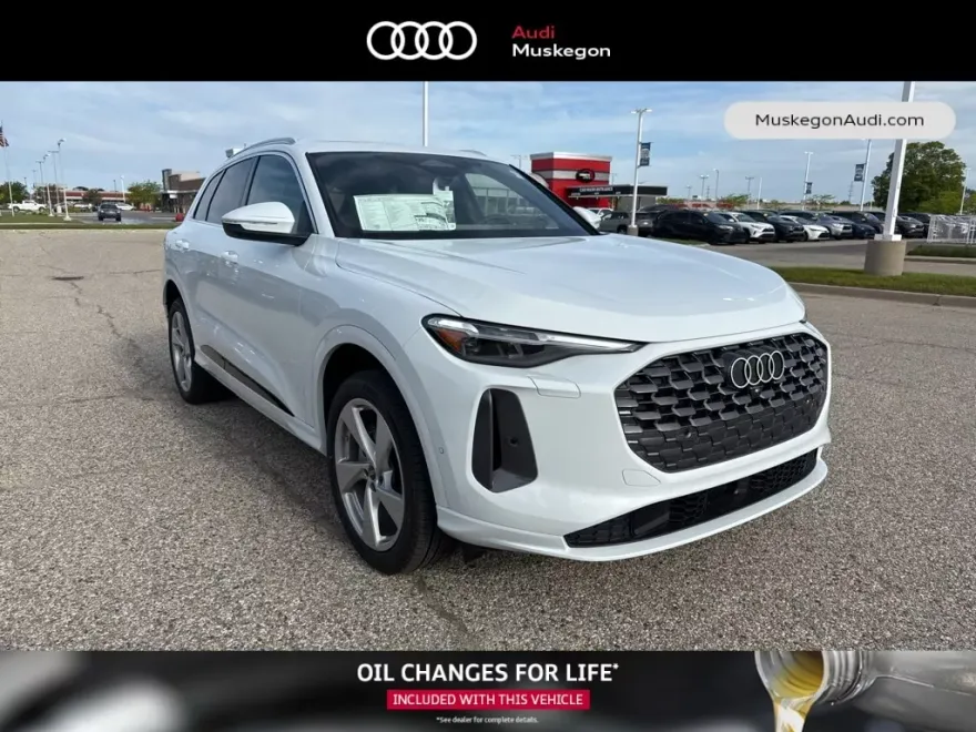 2025 Audi Q5 2.0T Premium Plus photo 1