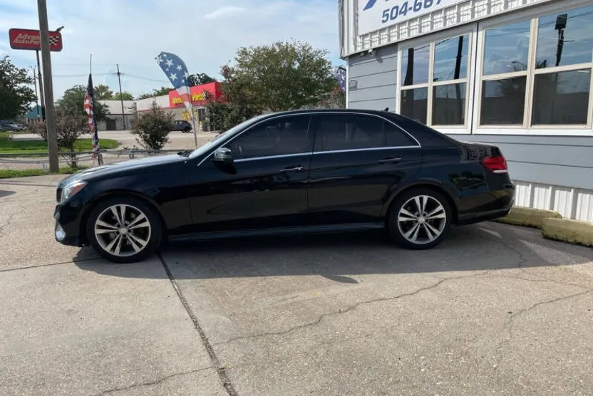 2016 Mercedes Benz E 350 photo 1
