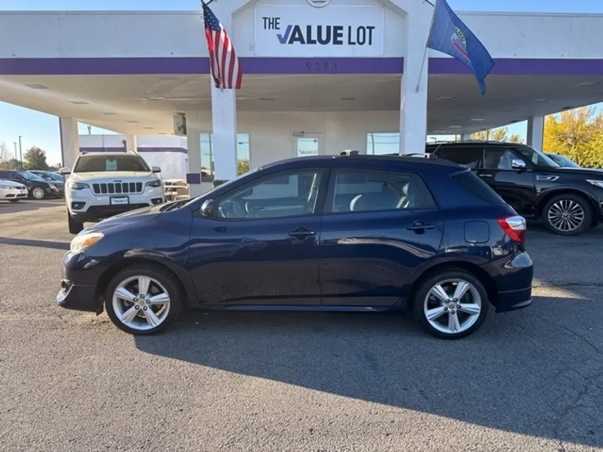 2009 Toyota Corolla Matrix L 4WD photo 1