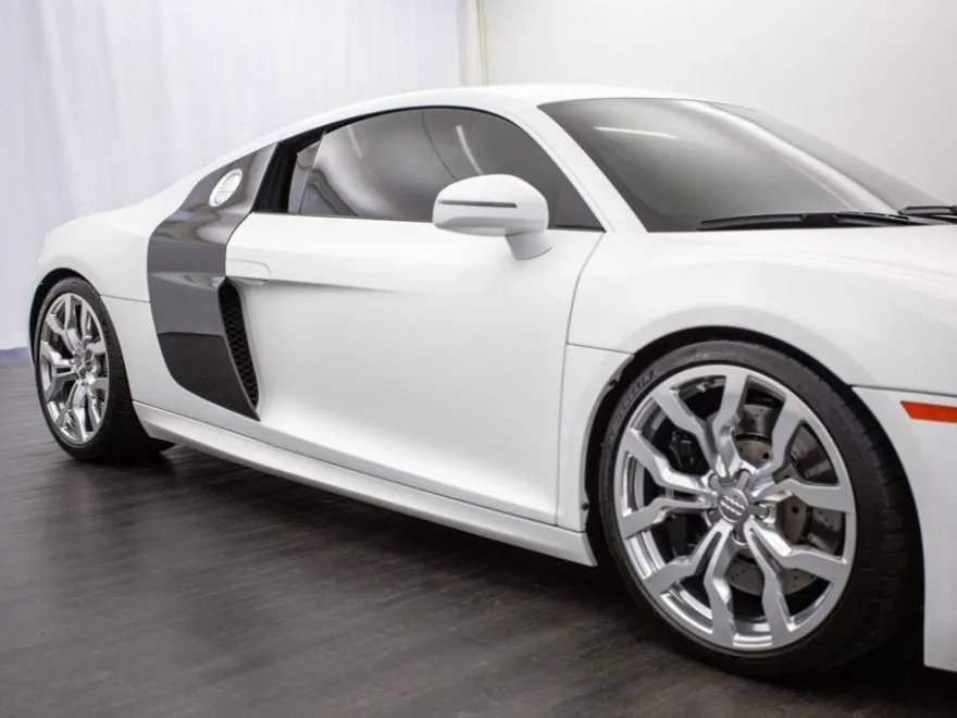 2011 Audi R8 5.2 photo 29
