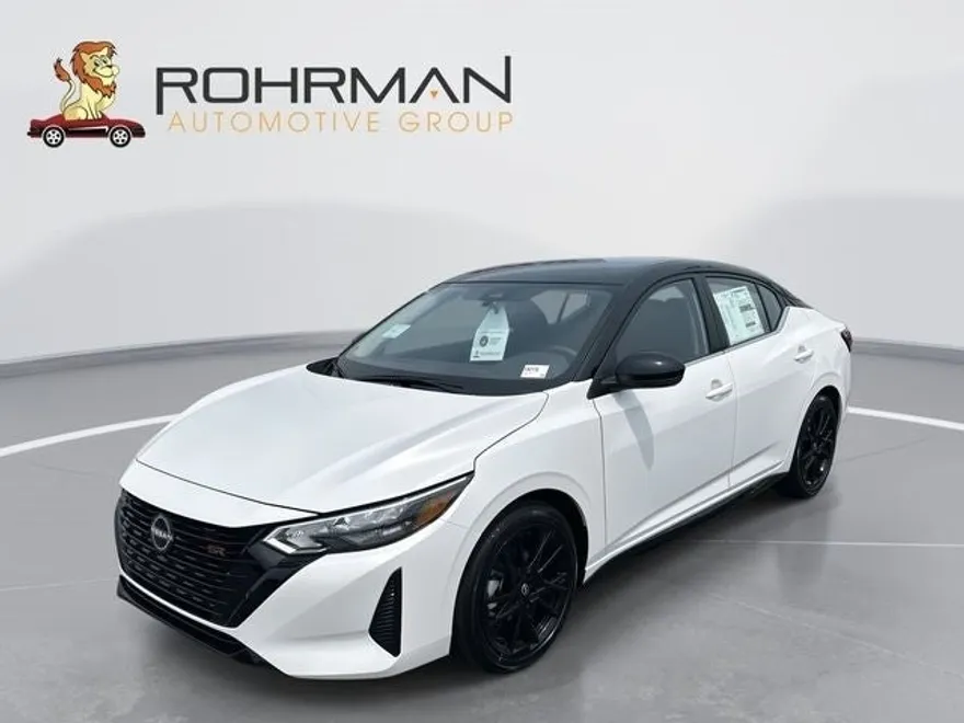 2025 Nissan Sentra SR photo 1