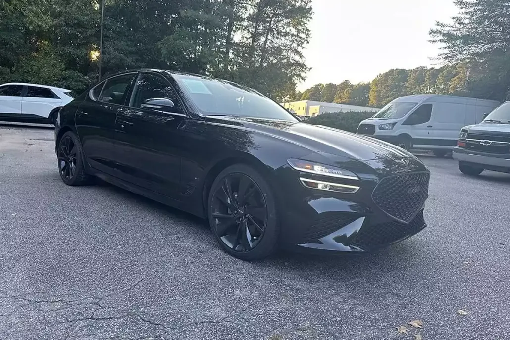 2023 Genesis G70 2.0T photo 1