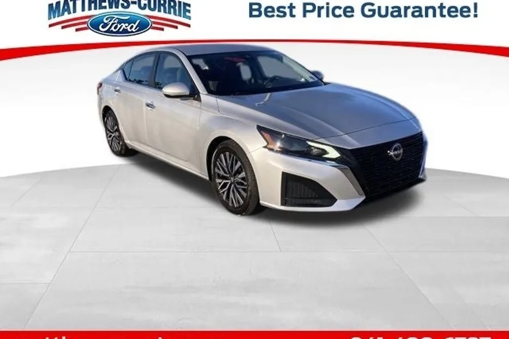 2023 Nissan Altima 2.5 SV photo 1