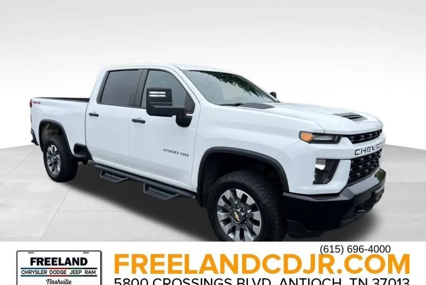 2023 Chevrolet Silverado 2500HD Custom photo 1