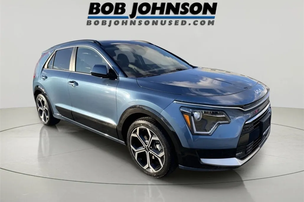 2023 Kia Niro EX Touring photo 1