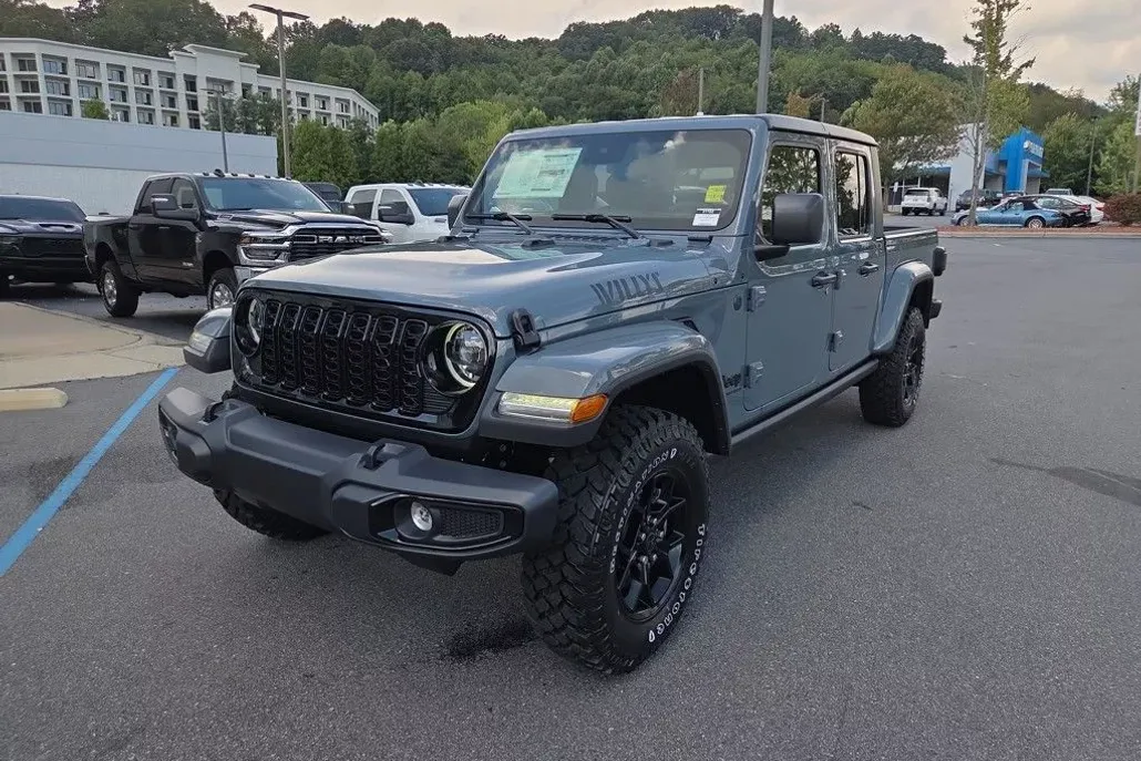 2025 Jeep Gladiator Willys photo 1
