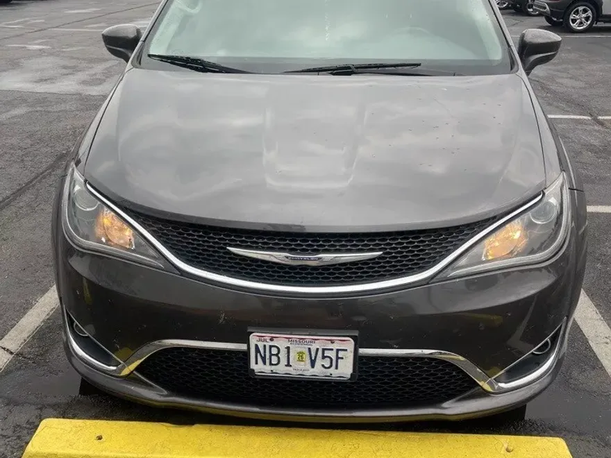 2018 Chrysler Pacifica Touring Plus photo 1