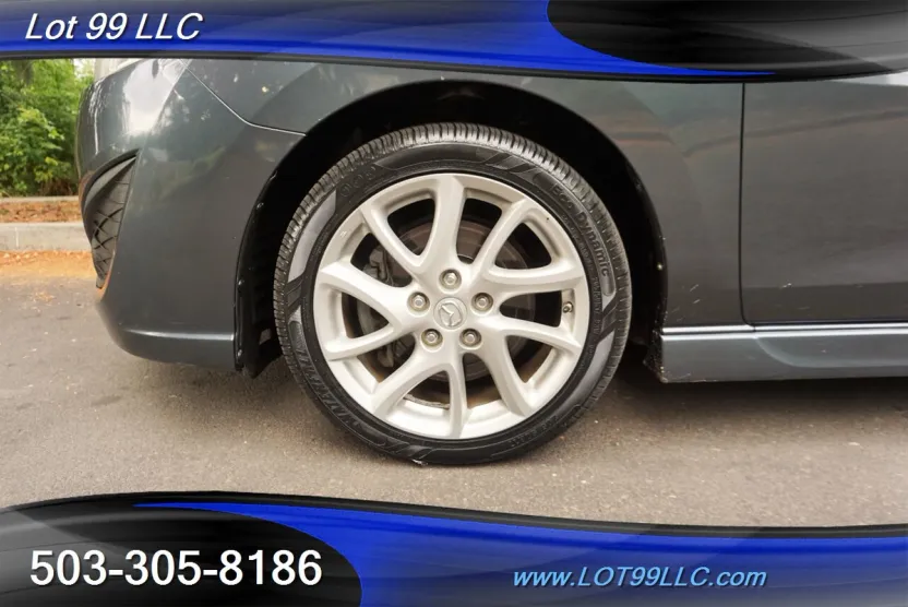 2012 Mazda Mazda5 photo 1